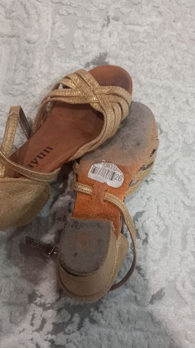 Платье для бальных танцев