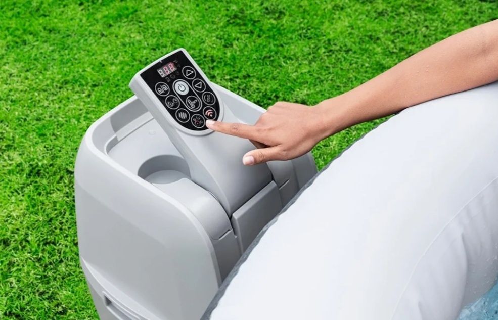 НОВО Суперлуксозно надуваемо джакузи BORACAY 1.80м-66см