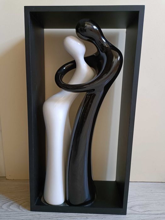 Современная настольная  ваза