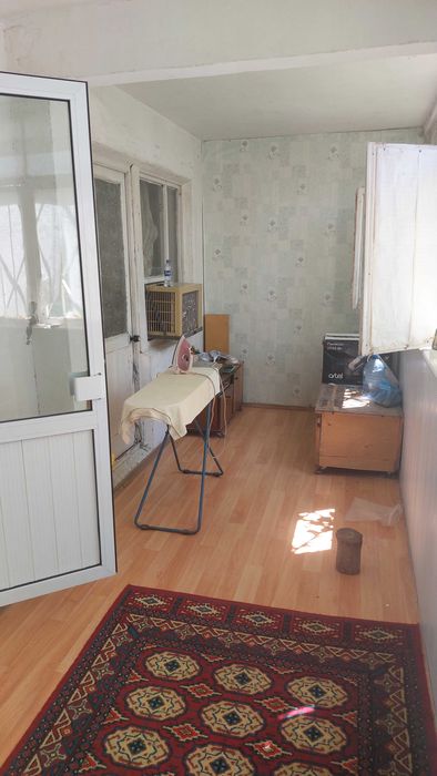 Продам 2-комнатную квартиру