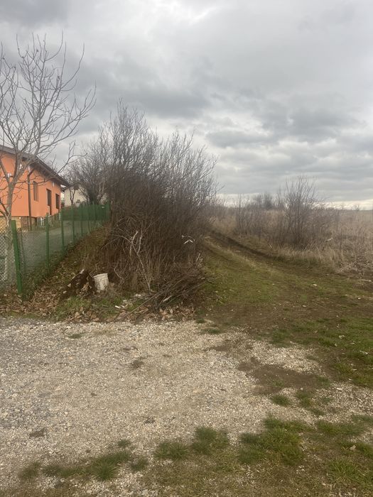 Продавам парцел с.драговищтица общ костинброд