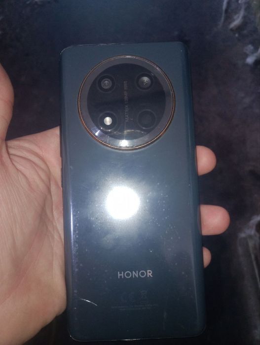 Sotiladi narx kelishilinadi