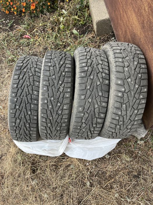 Зимние шины 185/60 R 15