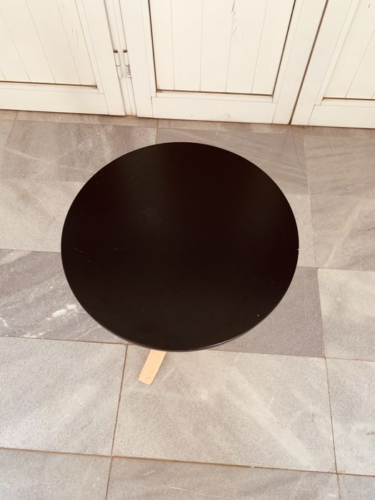 Шведска масичка Икеа