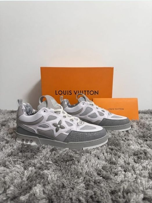 Adidasi LV Skate Alb - Full Box Calitate Premium