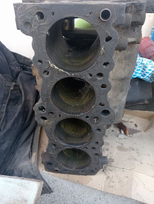 Двигатель блок мотор