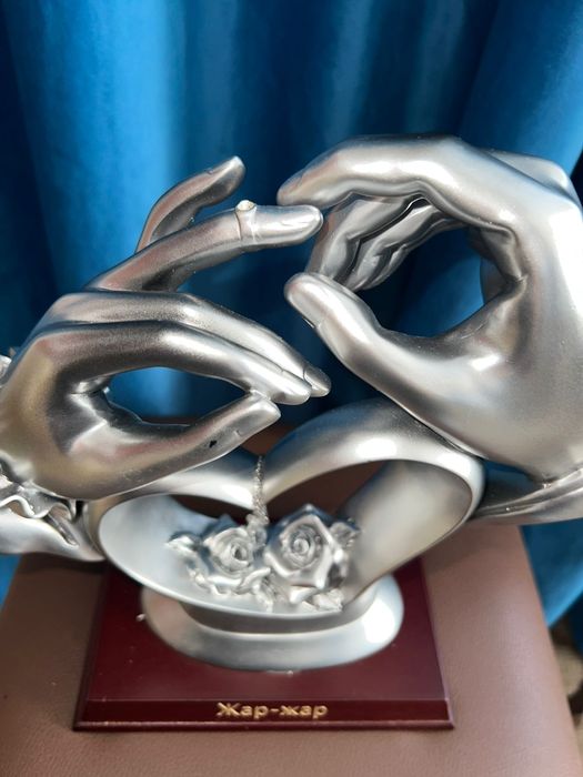 Продам статуэтку ЖАР-ЖАР