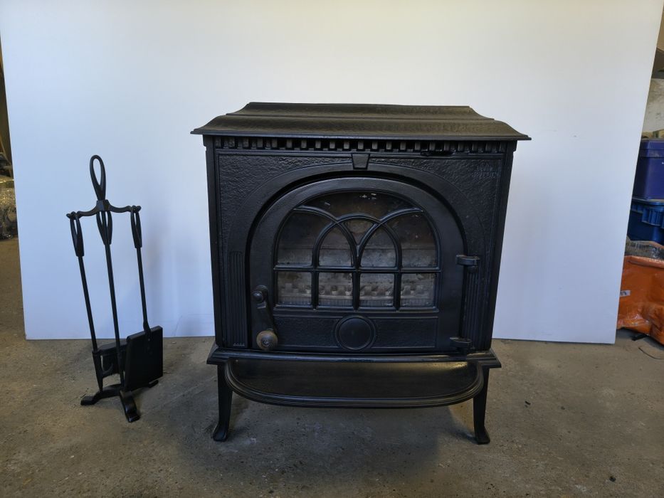 Норвежка чугунена печка Jotul 8