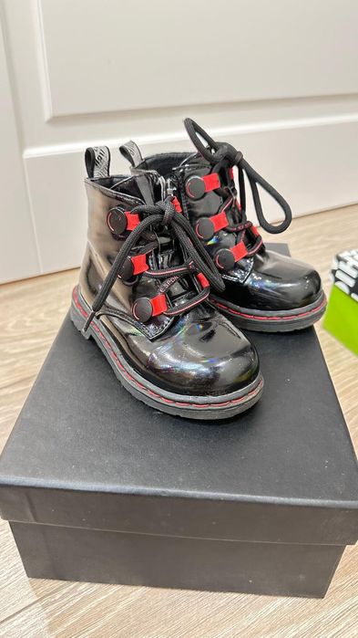 Детская одежда и обувь