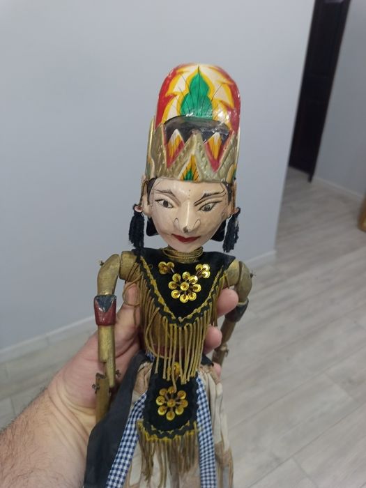 автентична колекционерска кукла wayang golek от остров ява