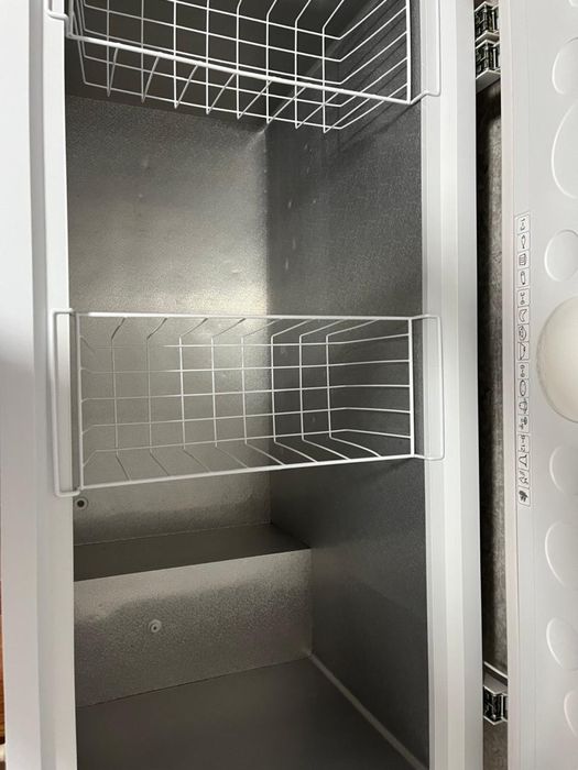 Продам морозильную камеру 427л