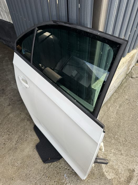 Portiera dreapta spate completa broasca boxa fata usa skoda rapid 2016