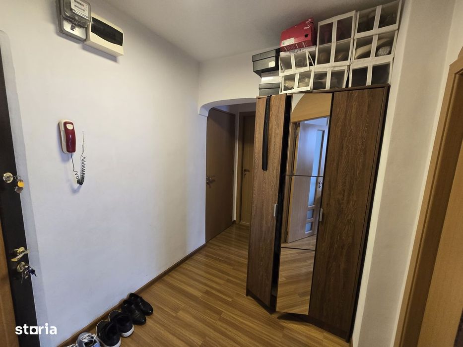 Ap. 2cam,dec,renovat total,et.5,bl.reabilitat,1 min distanta metrou.