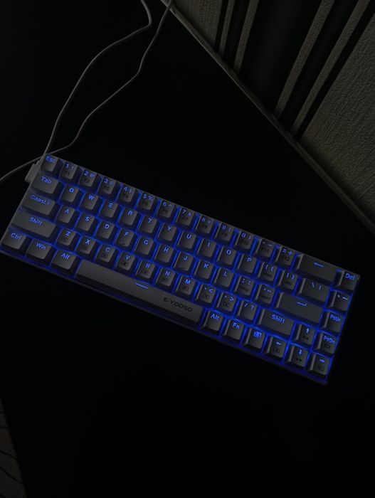 клавиатура и мышка игровая+коврик