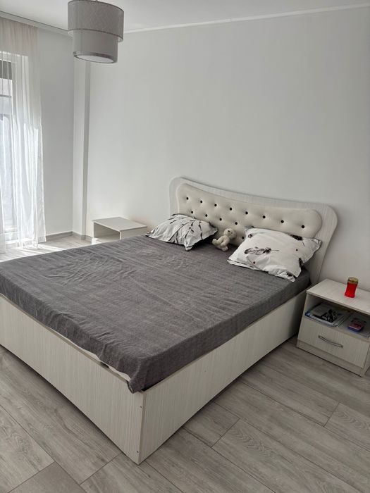 Apartament de închiriat cu un mic spațiu verde ,zona centrală TG Mureș