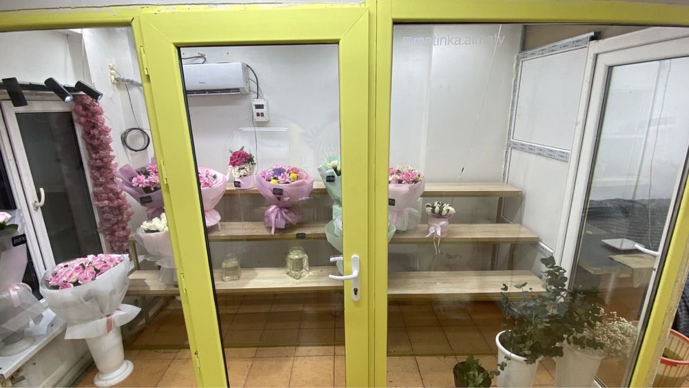Цветочный магазин в аренду