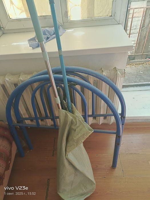 Продам кровати 3 шт