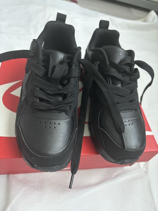 adidasi Skechers marimea 32