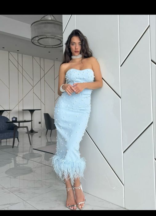 Официална светло синя рокля