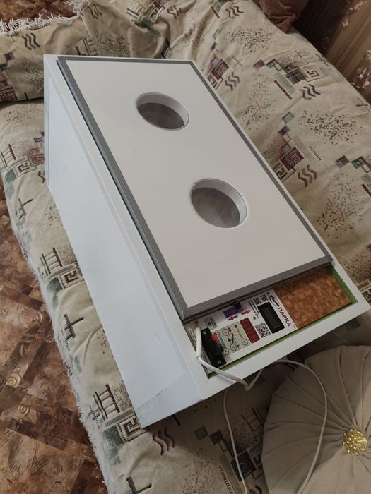 Инкубатор на 120 яиц