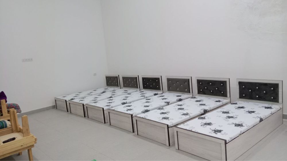 Бир кишилик краватлар аксияда капот механизимли