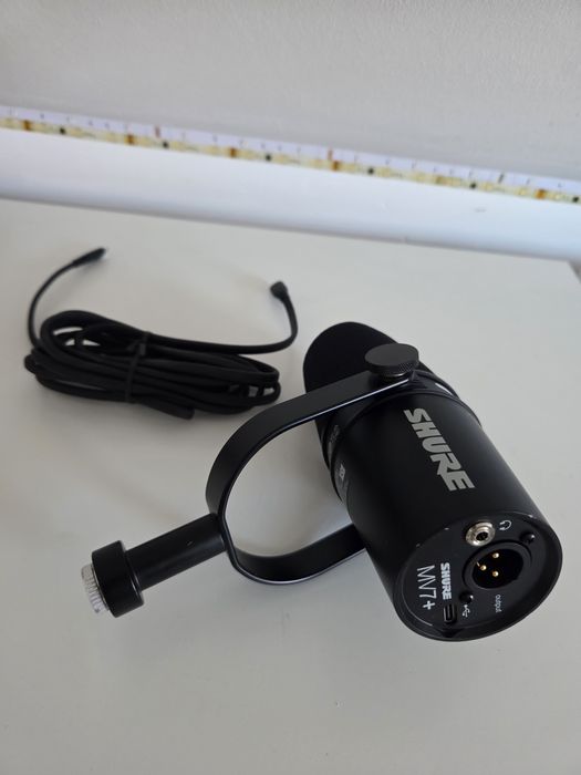 Shure MV7+ USB-C & XLR