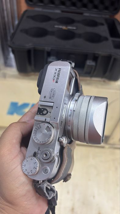 Fujifilm x100f gray