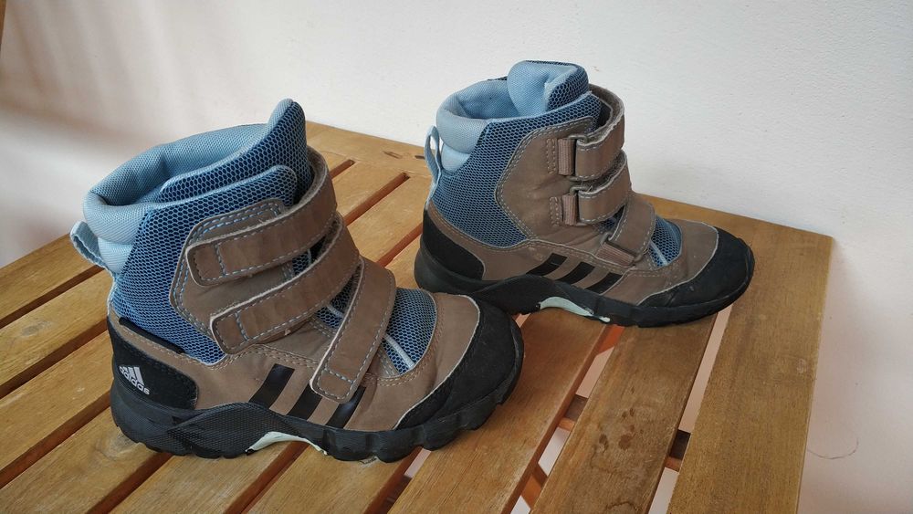 Ботуши/Боти Adidas Holtanna Snow 27 номер