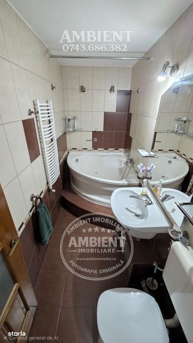 Apartament cu 3 camere, mobilat și utilat, VASLUI - zona CENTRU;