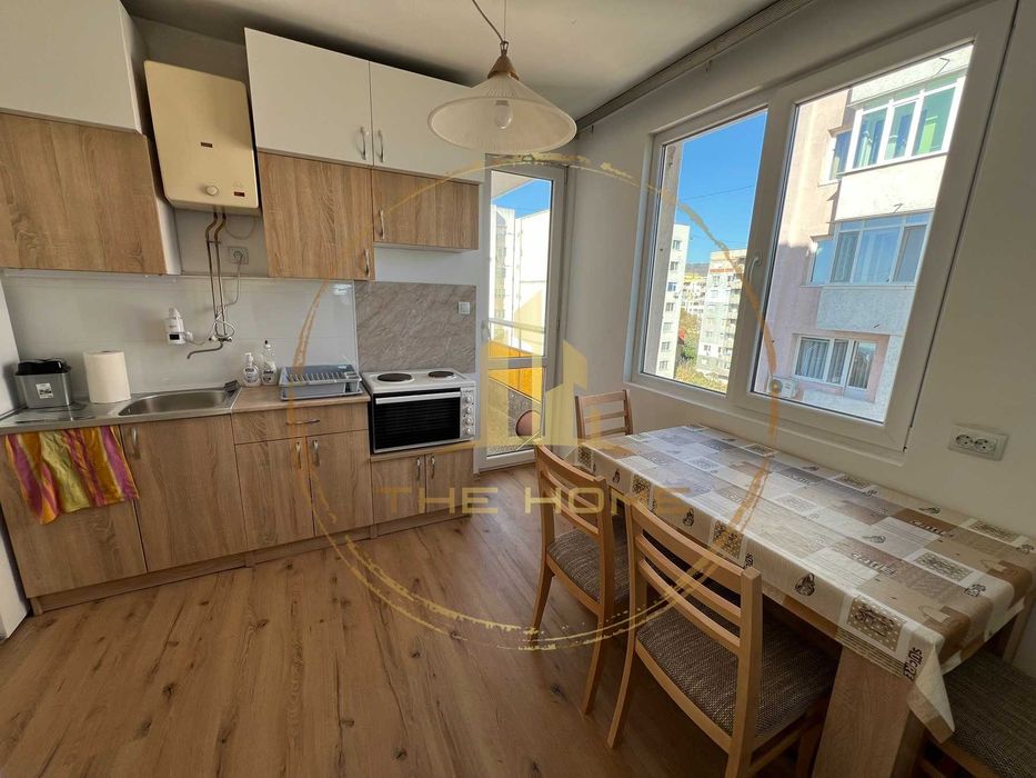 Дава се под наем Четиристаен апартамент в Варна, Лятно кино Тракия - 140 кв.м за 700 € - Снимка #6