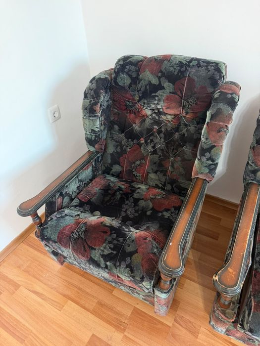 Продаётся диван и кресло