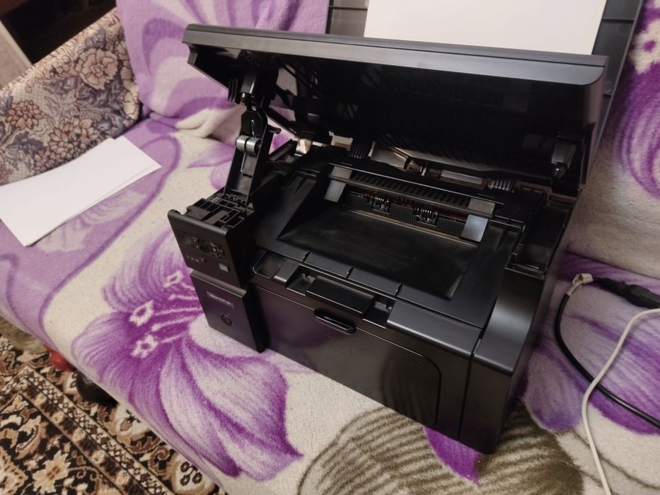 Принтер HP LazerJet 1132 MFP