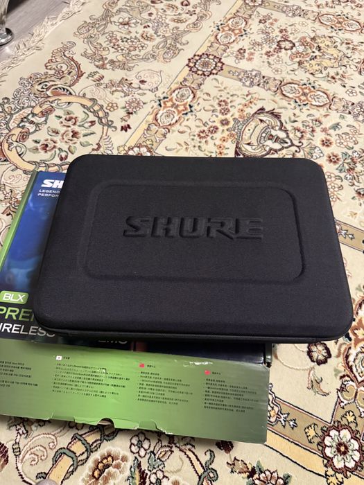 Продам микрофон Shure