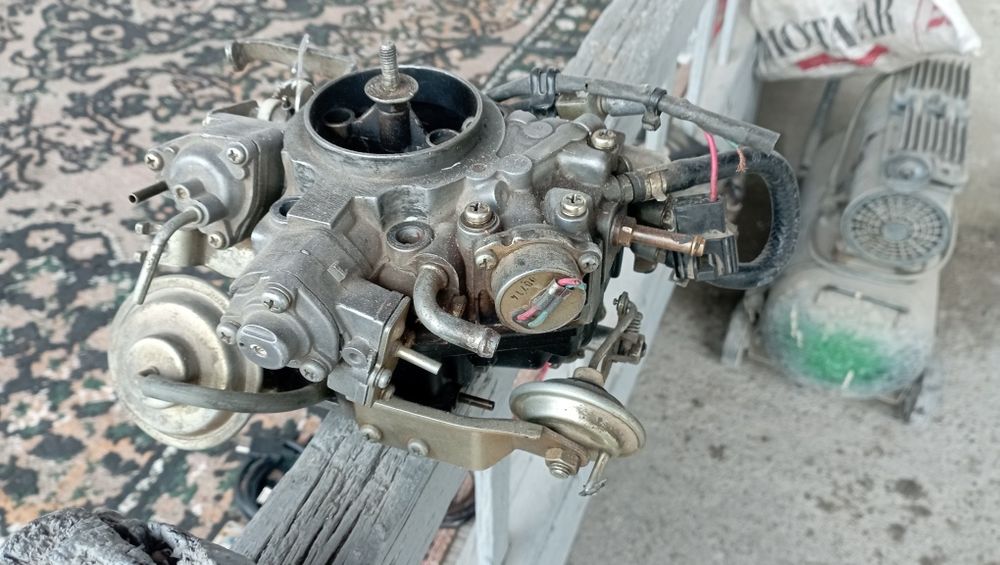 Карбератор сотилади