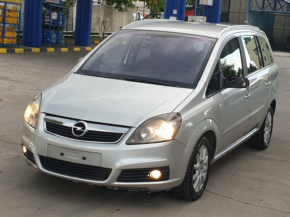 НА ЧАСТИ! Opel Zafira B 1.6i CNG МЕТАН Z16YNG 94 кс. 7 местна гр. София ...