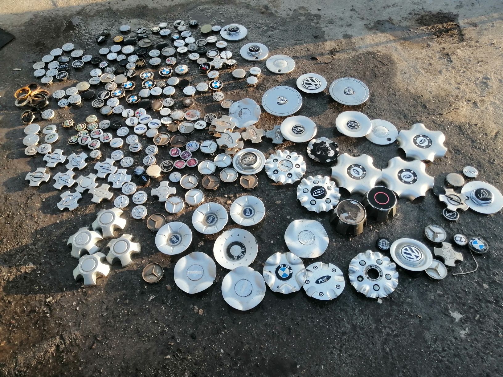 Капачки за джанти гр. Хасково Център • OLX.bg