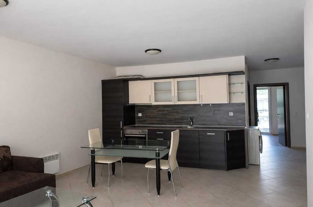 Тристаен апартамент под наем Малинова долина