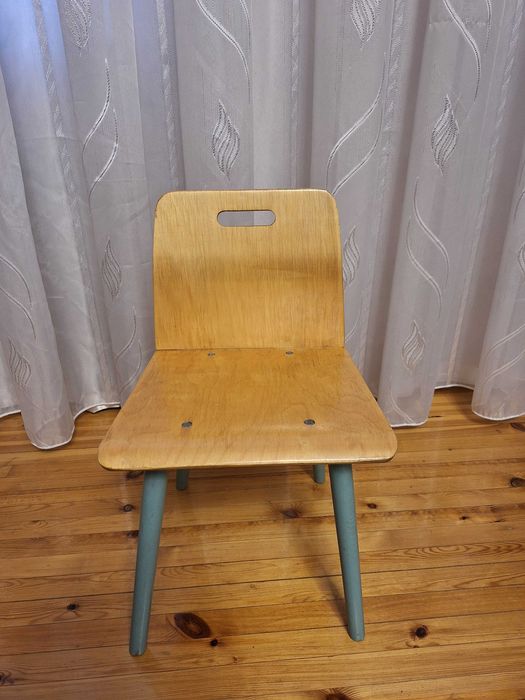 Болалар стулчаси / Детский стульчик