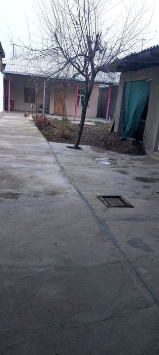 Uy sotiladi, 4 sotix.