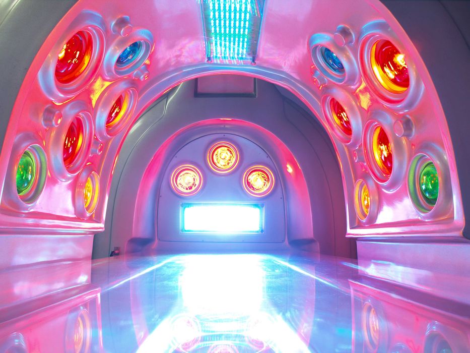 Капсула Space Tunnel