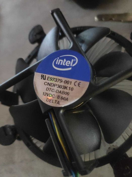 Процессор Intel Celeron G3900 LGA 1151 + кулер Intel