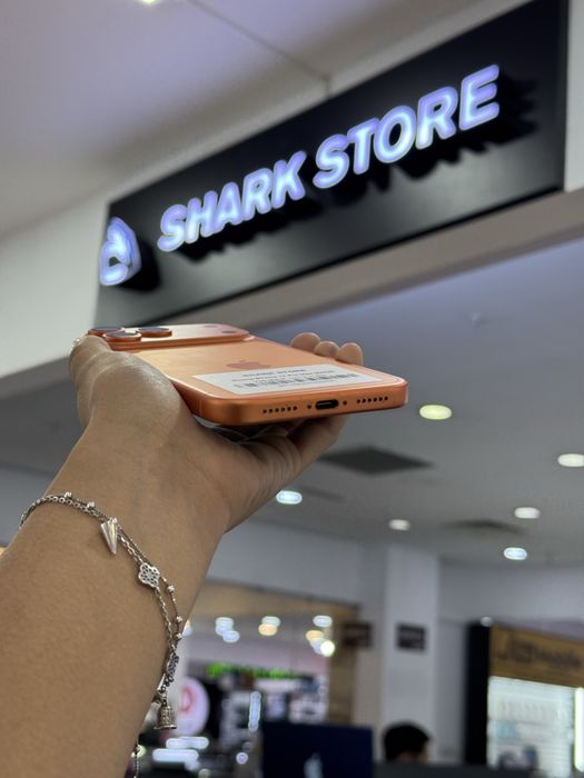iphone 17 pro max Shark store