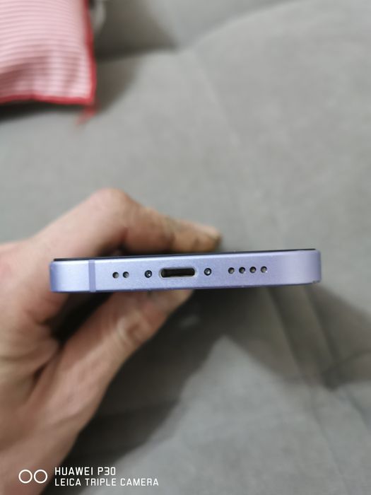 IPhone 12 mini - за части