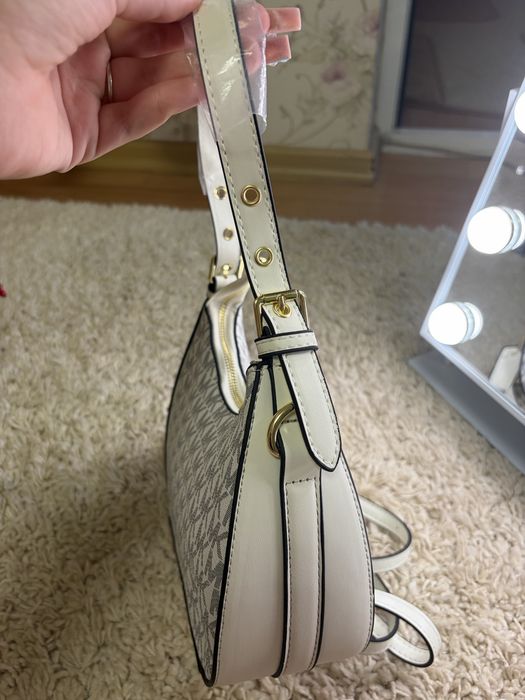 Geanta michael kors alba