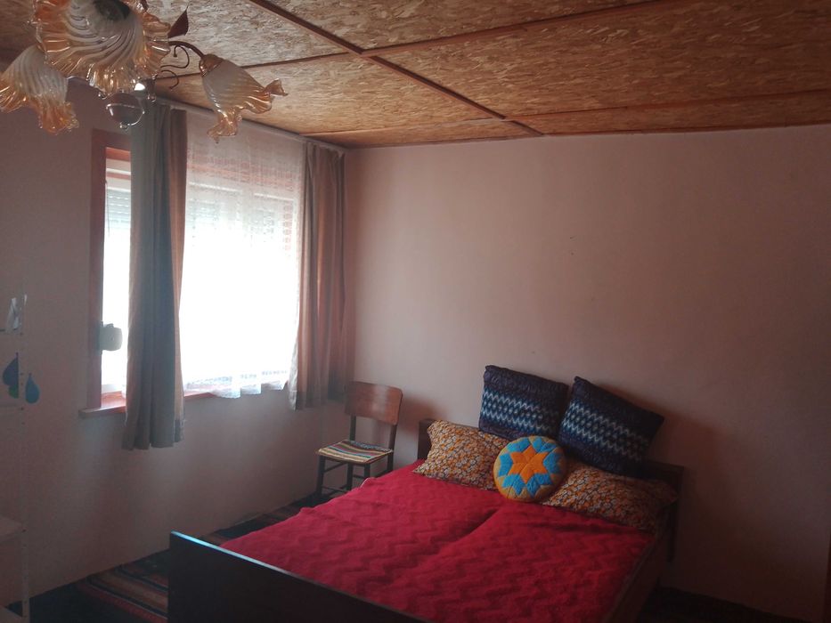 Продава се Къща в с. Садовец, Област Плевен - 505 кв.м за 46 €/кв.м - Снимка #3