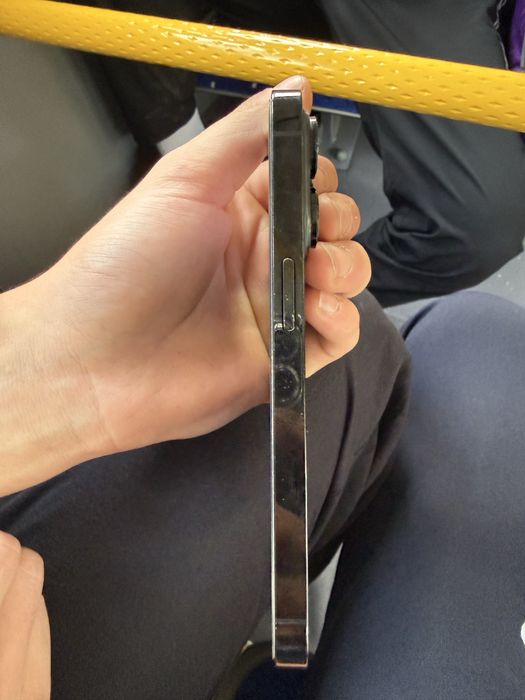 Iphone 14 pro 300000