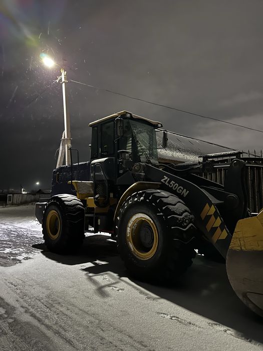 продается погрузчик XCMG ZL50GN