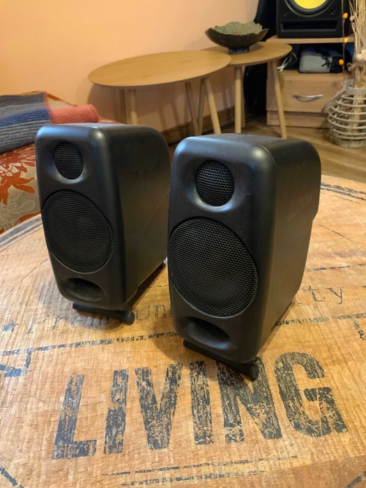 IK Multimedia iLoud Micro Monitor Активни студийни монитори