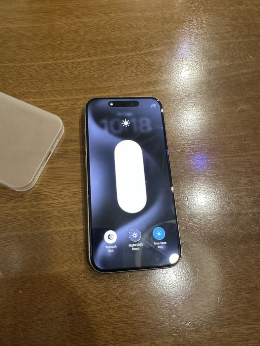 Продаю Iphone 15 pro