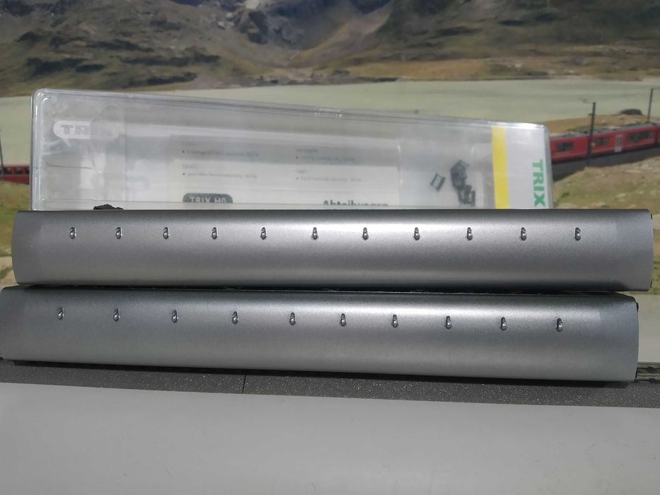 Trix vagoane persoane, HO,trenulete electrice